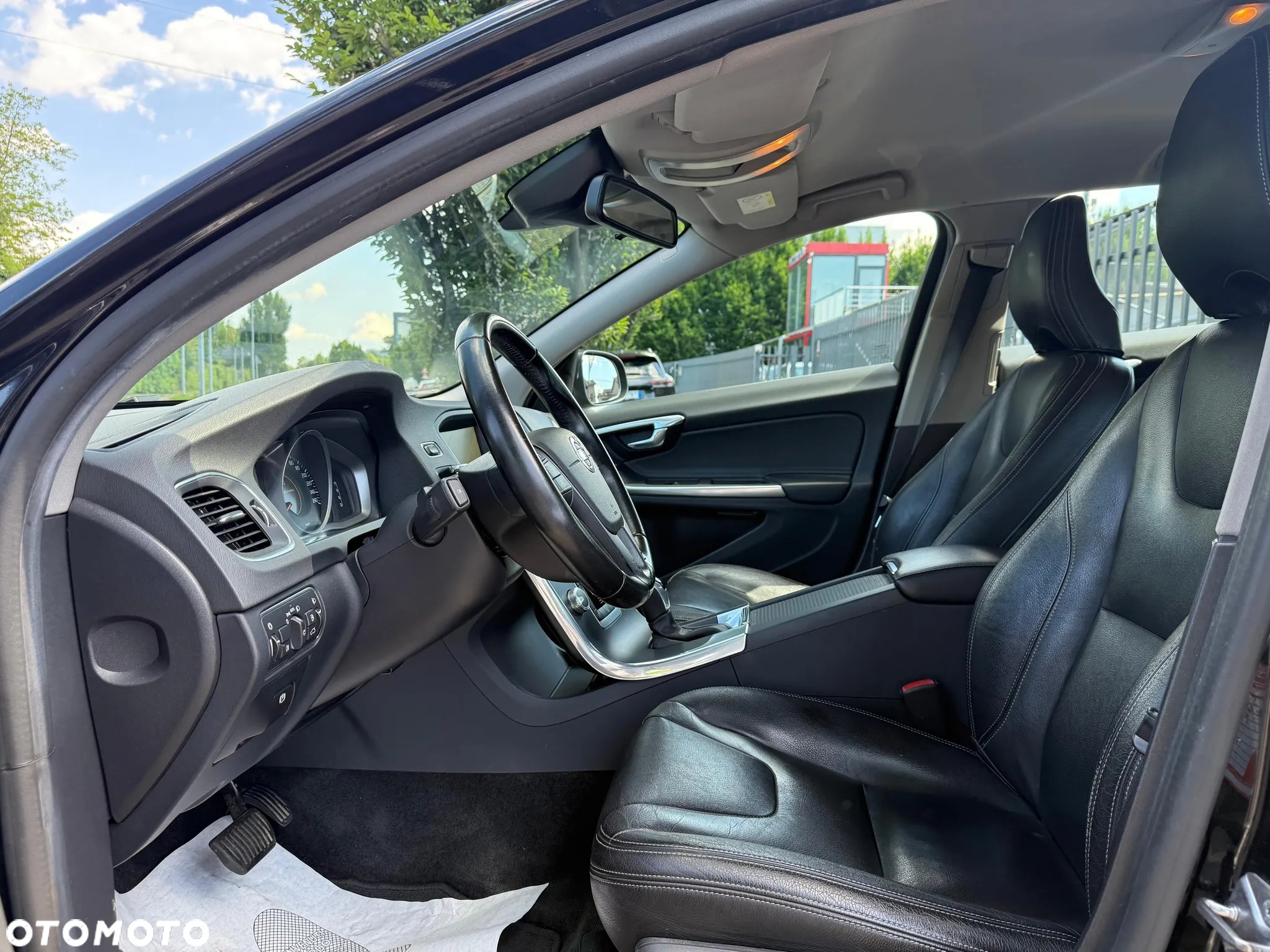 Volvo V60 D2 Summum - 5