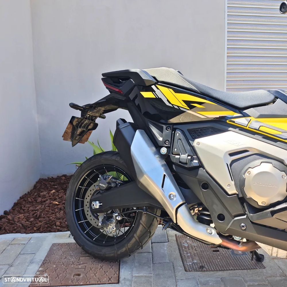Honda X-ADV 750 SPECIAL EDITION - 13
