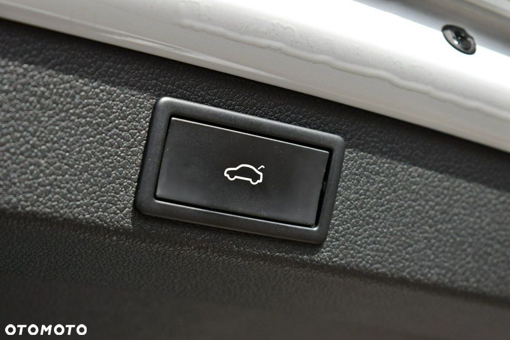 Skoda Superb 1.5 TSI Ambition DSG - 25