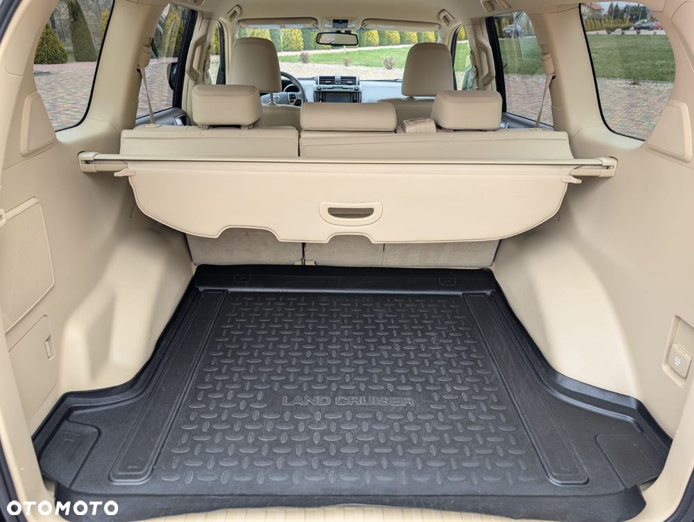 Toyota Land Cruiser LC 2.8 D-4D Invincible - 21