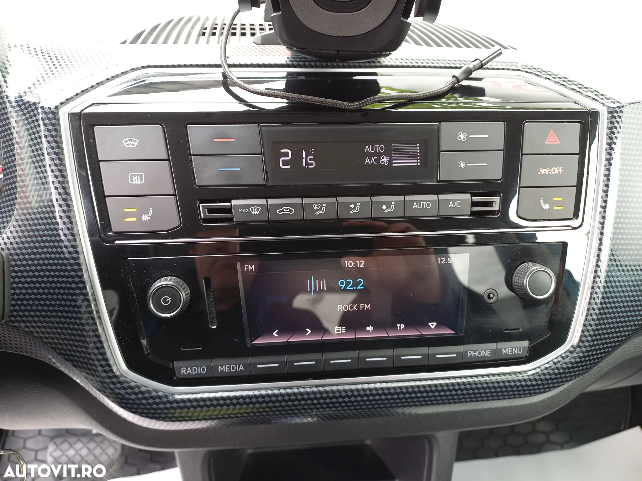 Volkswagen up! e-up! - 21