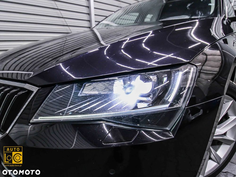 Skoda Superb 2.0 TDI Style DSG - 33