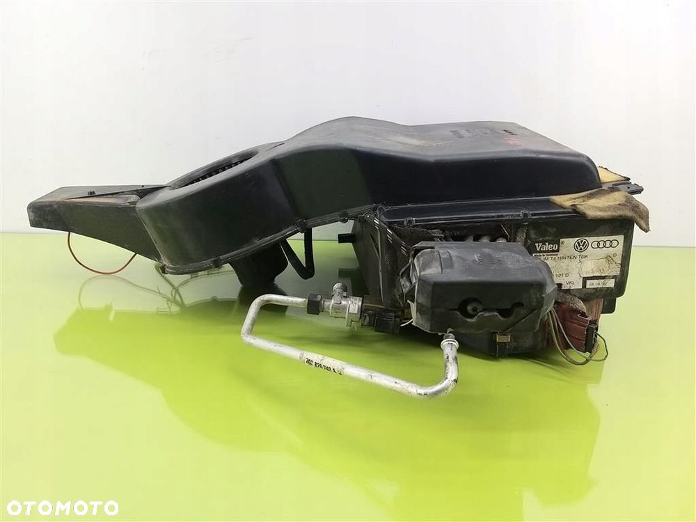 NAGRZEWNICA KLIMATYZACJI TYŁ VW Caravelle T4 1990-2003 703271129 4663F1A - 2