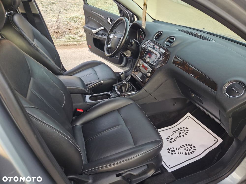 Ford Mondeo 1.8 TDCi Ghia - 17