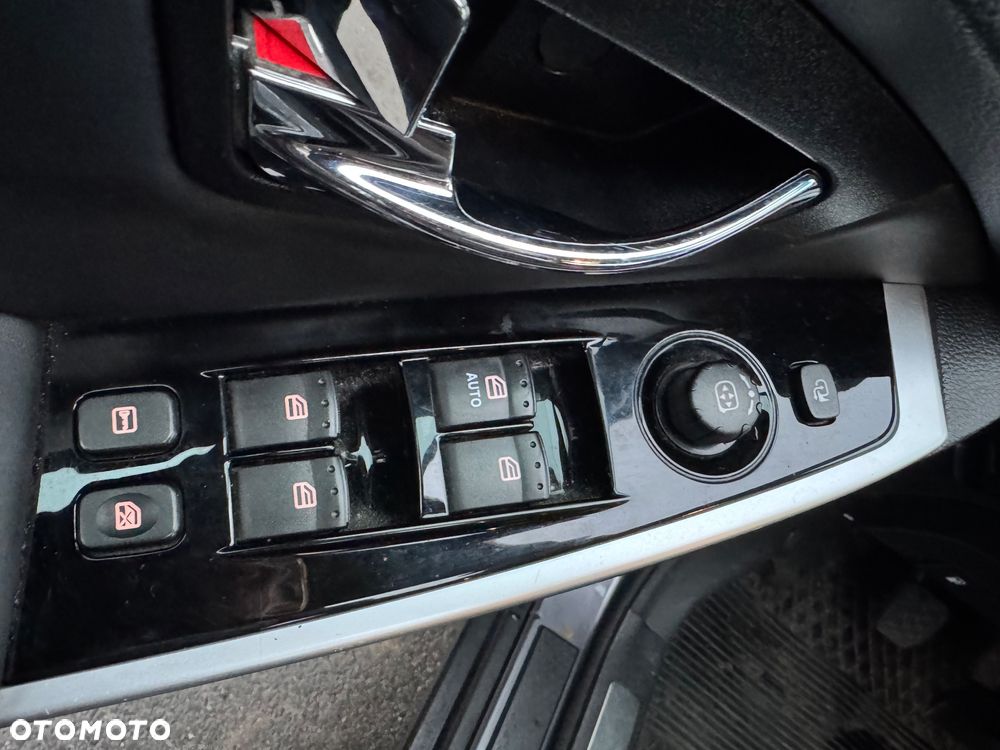 SsangYong/KGM Korando 2.0 D Crystal Plus - 11