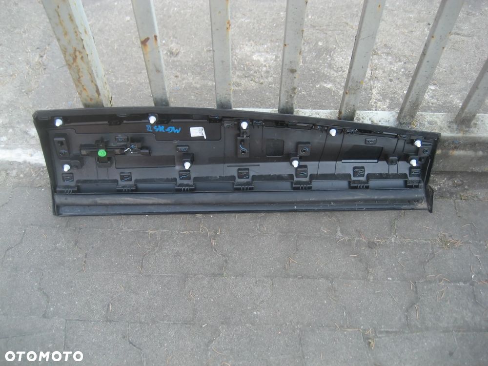 mg hs II 24-26r listwa drzwi tył prawa 11184164r - 8