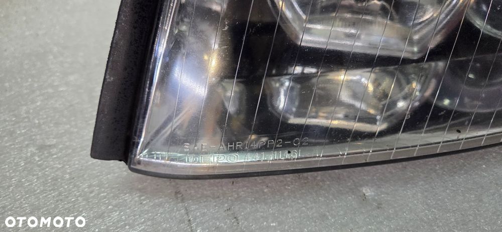 Lampa lewa przód Audi A4 B6 DEPO - 3