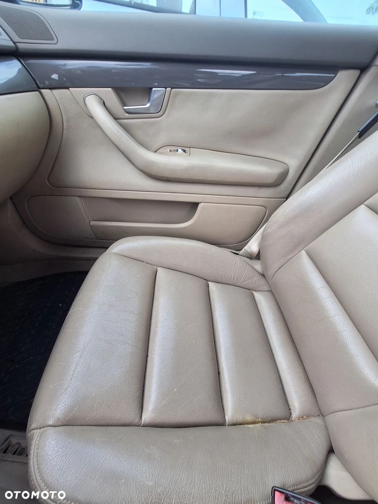 KPL. FOTELI, BOCZKI JASNA SKÓRA AUDI A4/ B6 SEDAN - EUROPA - 4