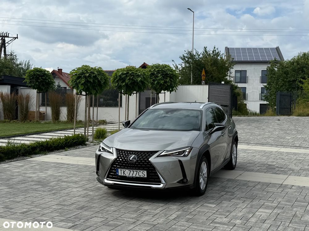 Lexus UX - 6