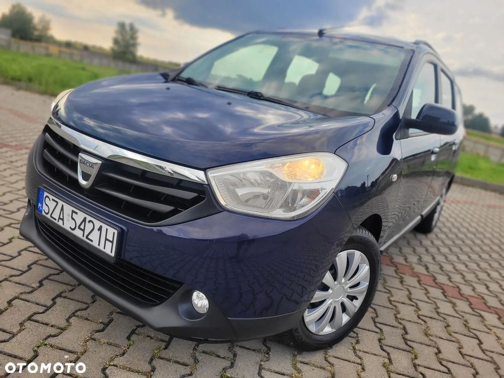 Dacia Lodgy 1.6 MPI 85 Laureate - 39