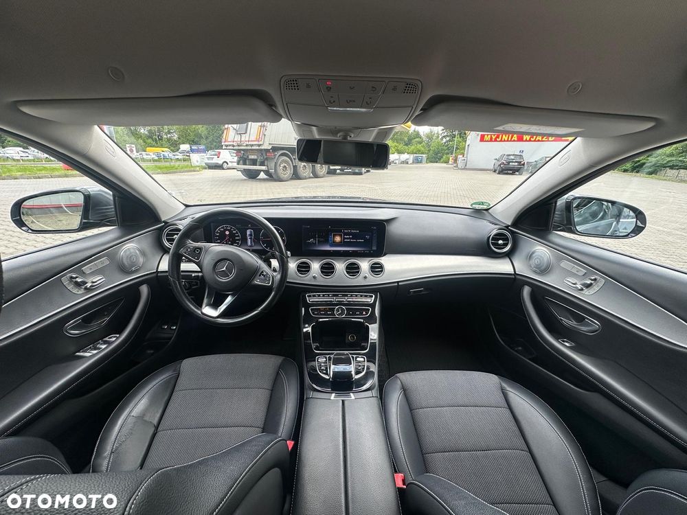 Mercedes-Benz Klasa E 200 d T 9G-TRONIC Avantgarde - 20