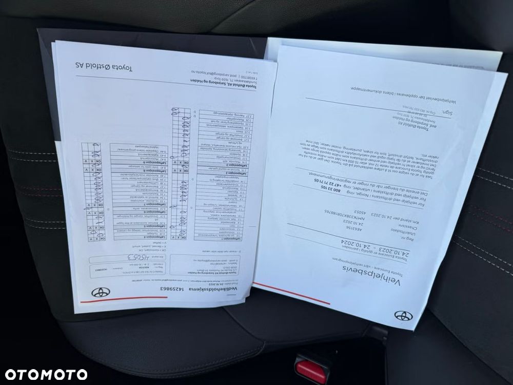 Toyota C-HR 1.8 Hybrid Prestige - 32