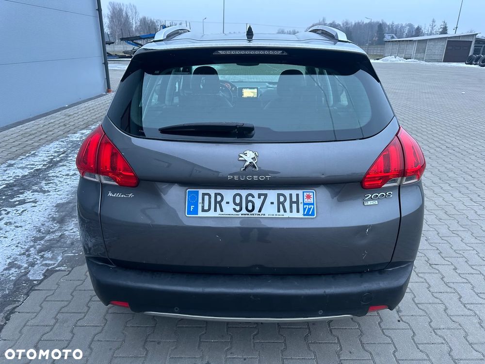 Peugeot 2008 e-HDi FAP 92 STOP & START Allure - 4