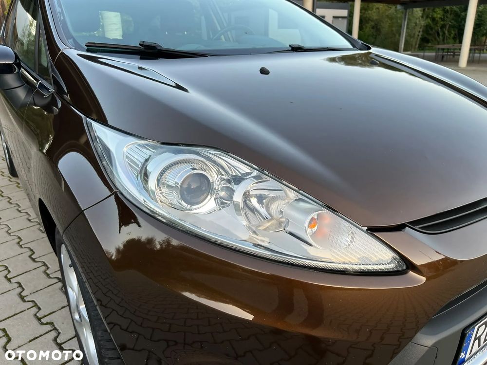 Ford Fiesta 1.4 Titanium EU5 - 8