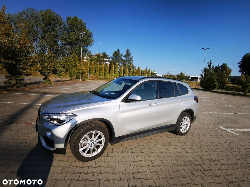 BMW X1 xDrive18d - 21
