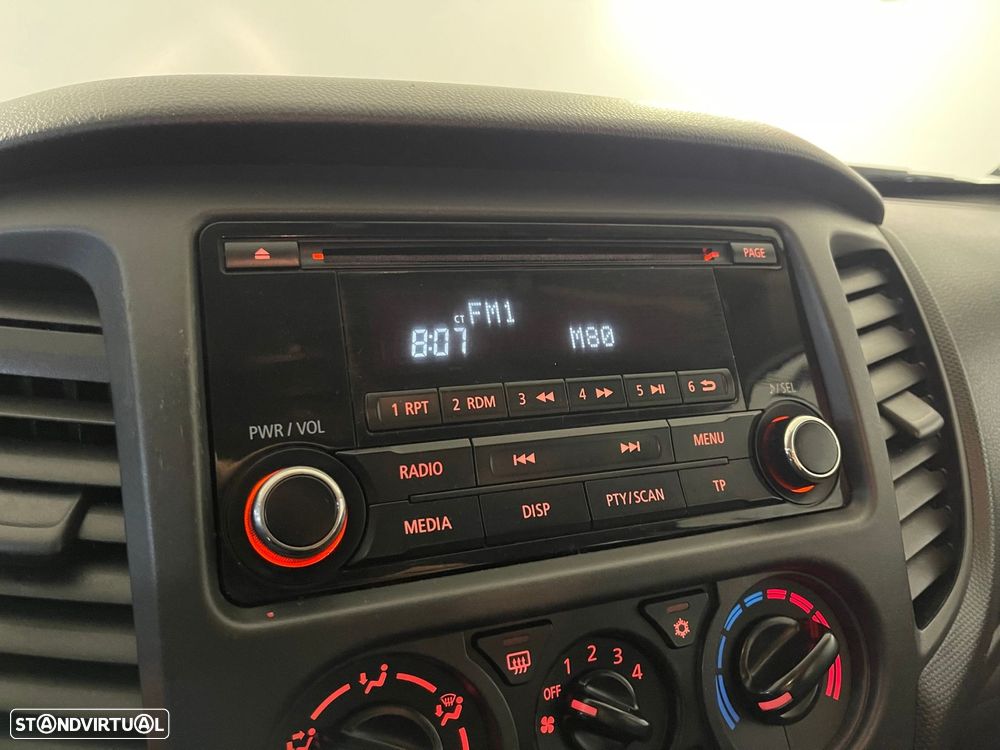 Mitsubishi L200 2.3 DI-D CD Invite 4WD - 24