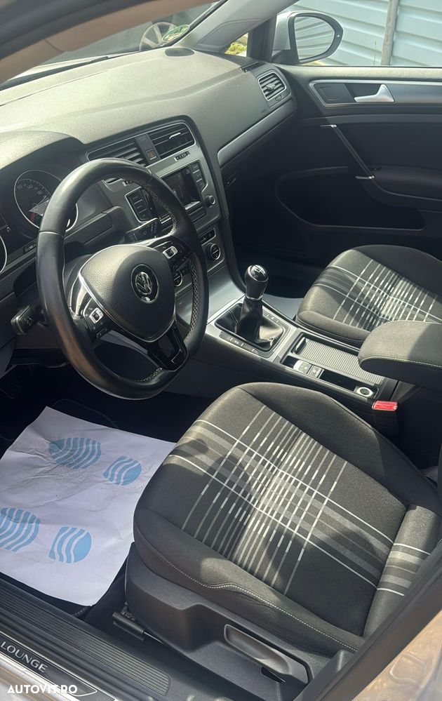 Volkswagen Golf 1.6 TDI BlueMotion Technology Lounge - 7