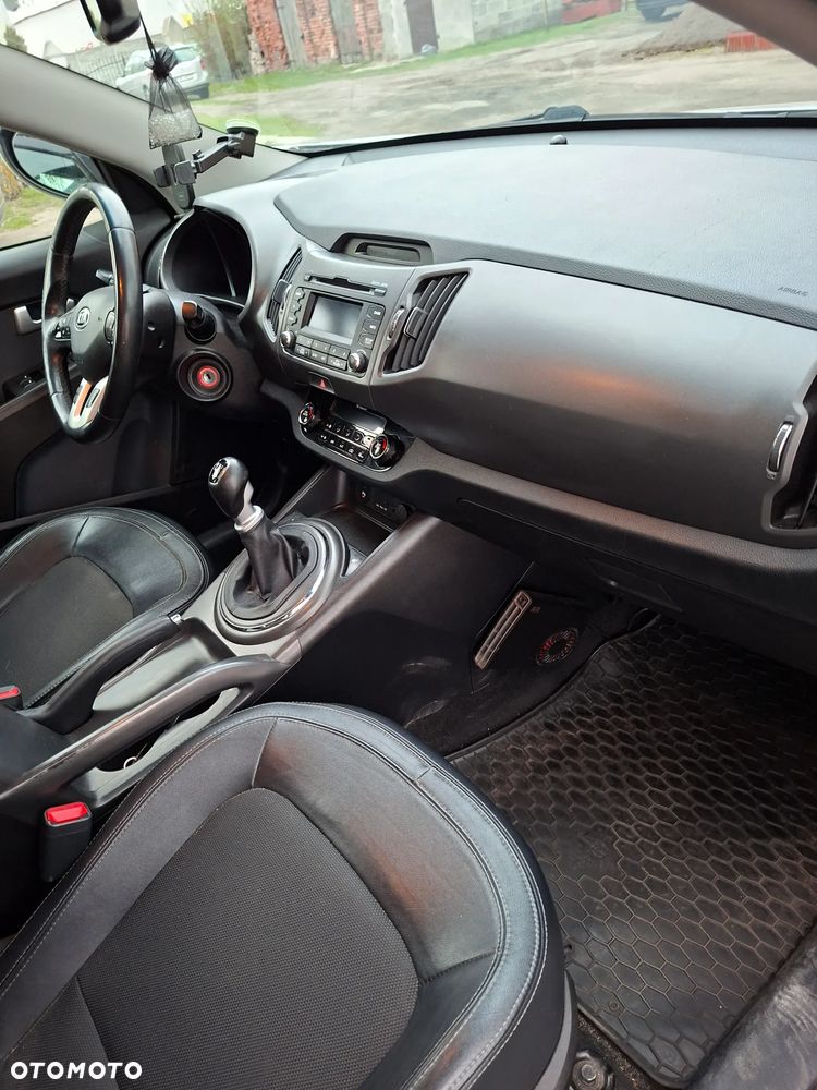 Kia Sportage 1.7 CRDI 2WD Attract - 17