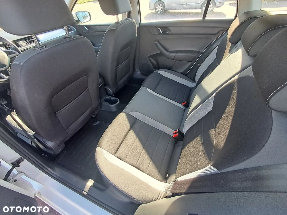 Skoda RAPID 1.6 TDI DPF Ambition - 10