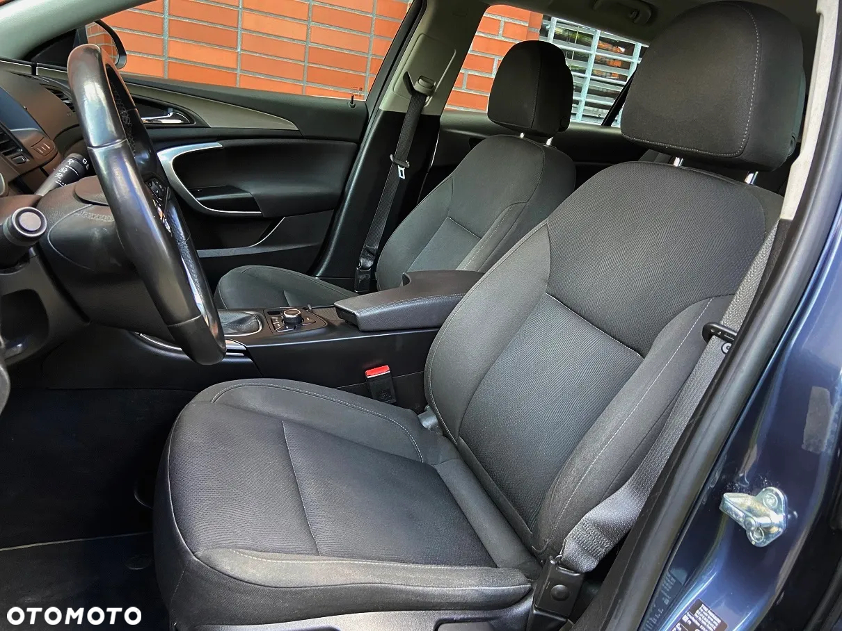 Opel Insignia 2.0 CDTI Sports Tourer - 12