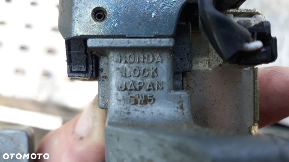 STACYJKA KLUCZYK ACURA TL - 3