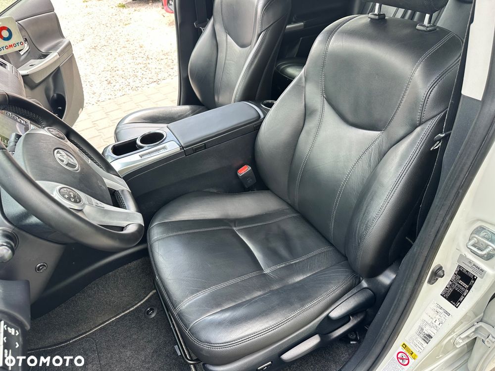 Toyota Prius+ (Hybrid) Executive - 30