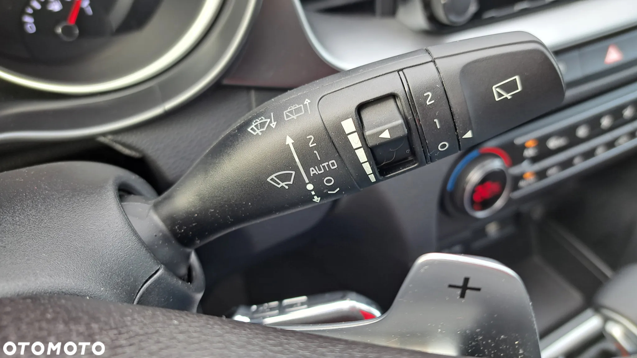 Kia XCeed 1.5 T-GDI M DCT - 32