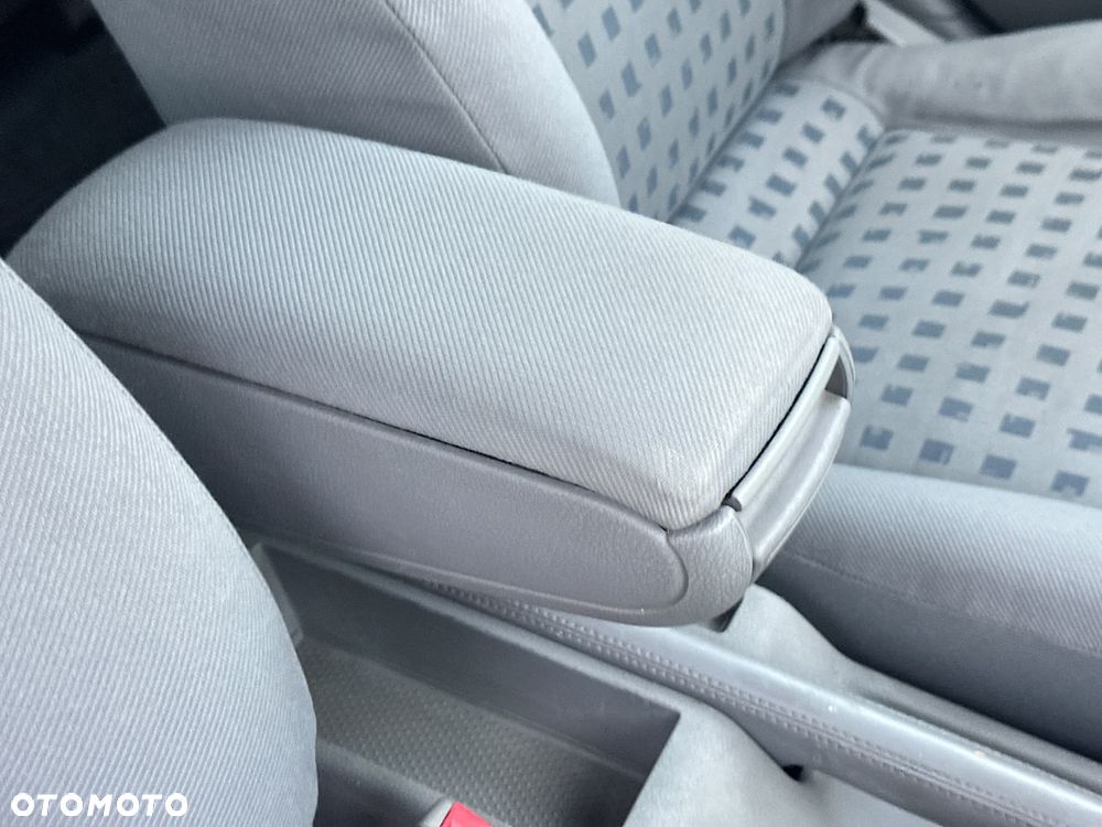 Volkswagen Passat 1.9 TDI - 25