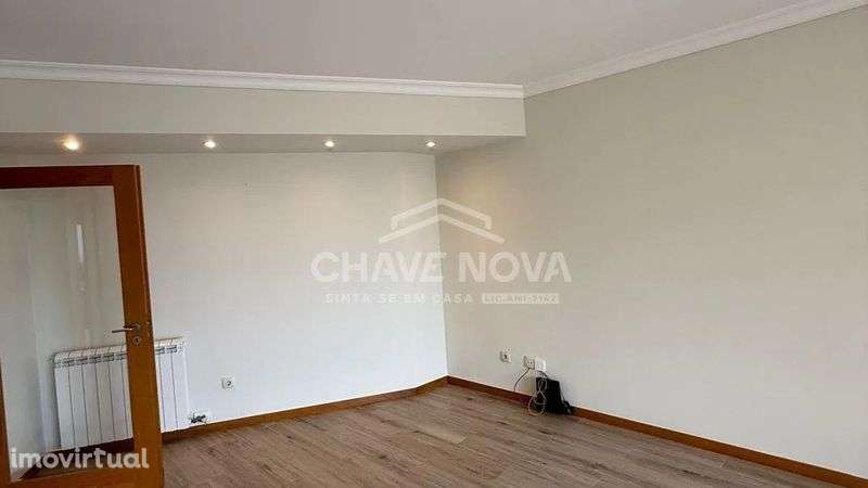 T2+1 ASituado junto a Santo Ovídio - Grande imagem: 3/12