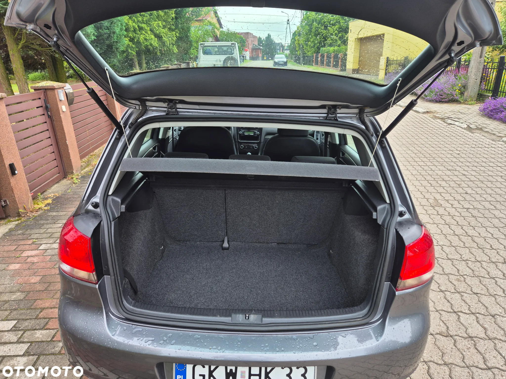 Volkswagen Golf - 10