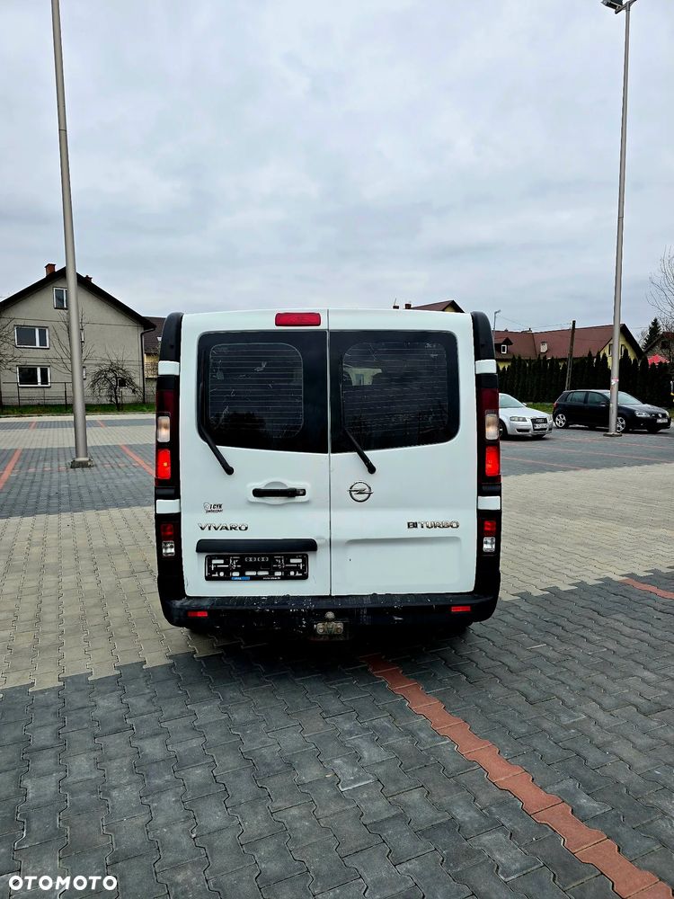 Opel Vivaro - 14