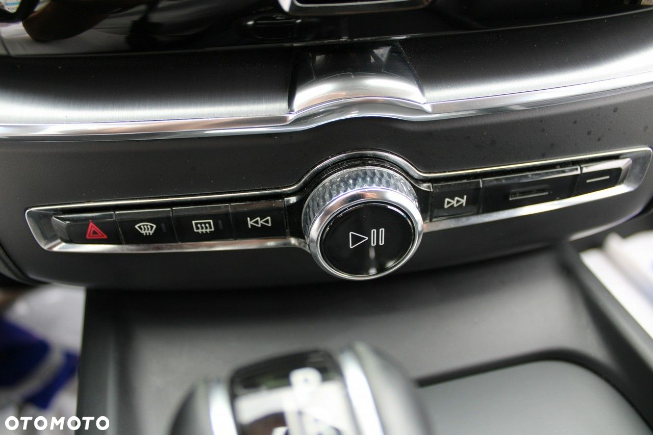 Volvo XC 60 - 27