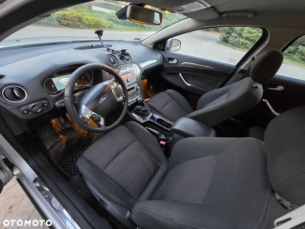 Ford Mondeo 1.8 TDCi Titanium - 8