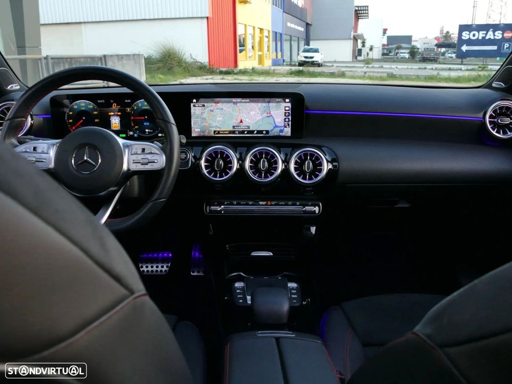 Mercedes-Benz A 250 Limousine e AMG Line - 40
