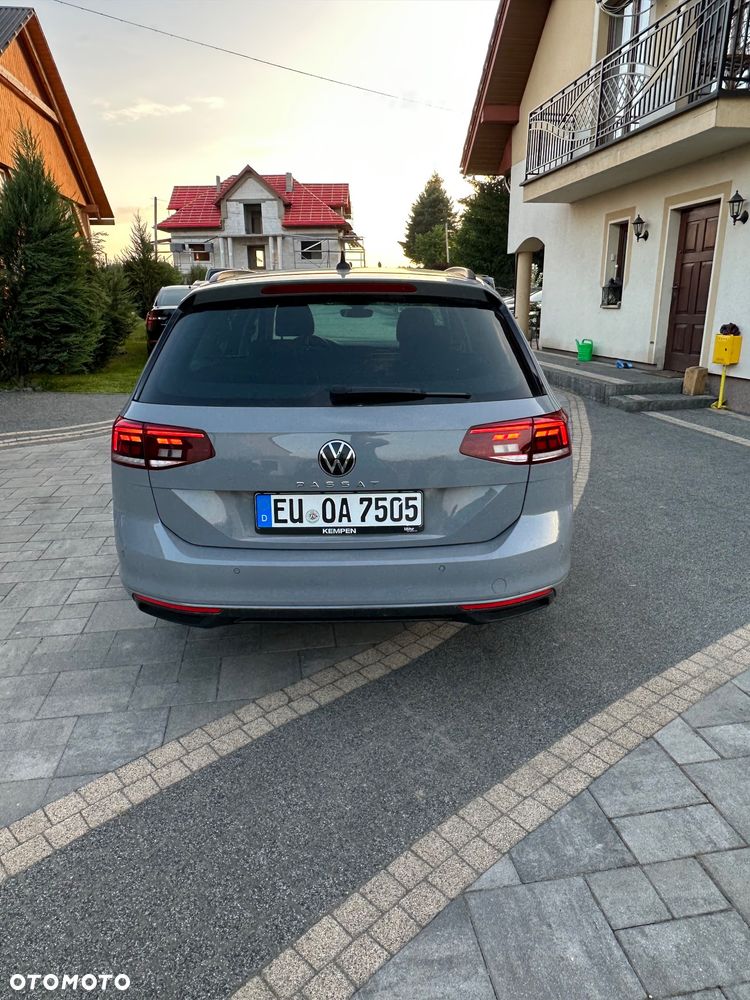 Volkswagen Passat 2.0 TDI (BlueMotion Technology) DSG Comfortline - 8