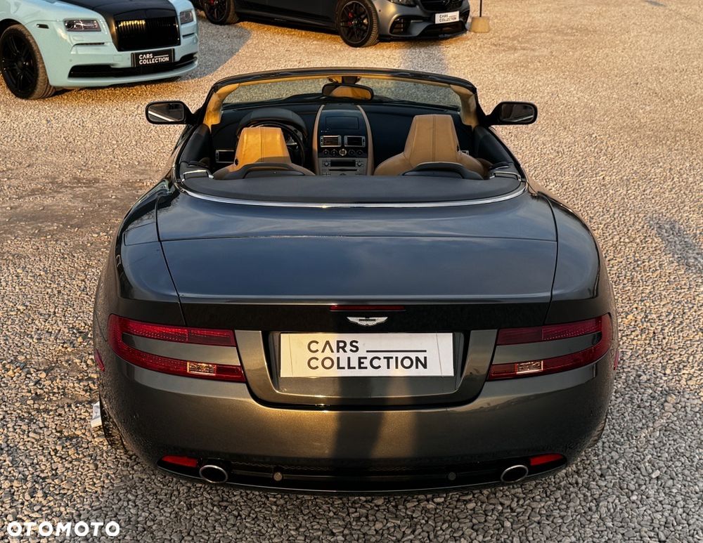 Aston Martin DB9 - 21