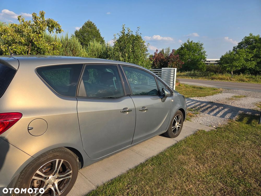 Opel Meriva - 7