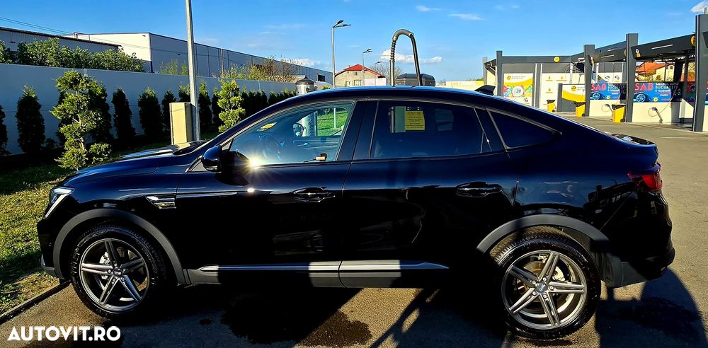 Renault Arkana E-TECH RS Line - 10
