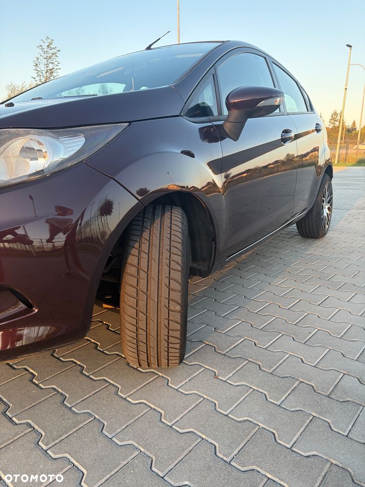 Ford Fiesta 1.25 Trend - 13