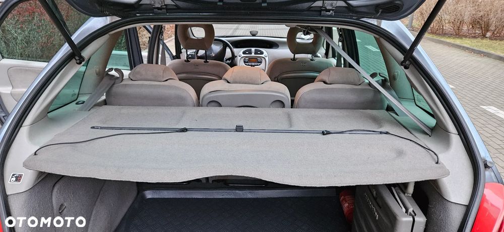 Citroën Xsara Picasso 1.6 HDI Exclusive - 14