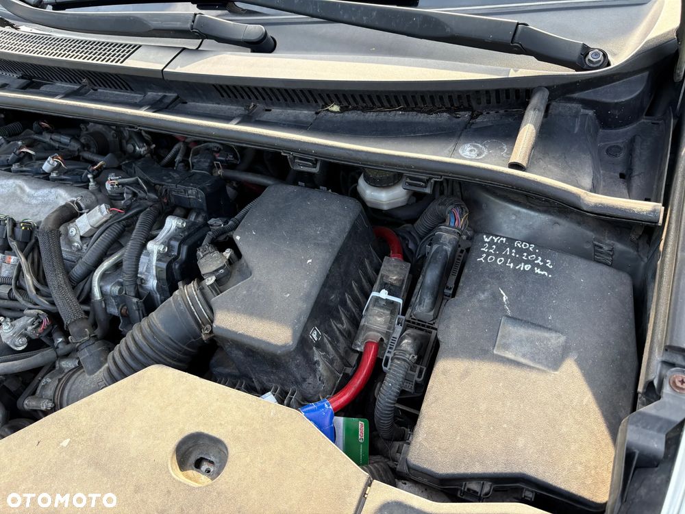 Toyota Avensis 1.8 Premium EU5 - 14