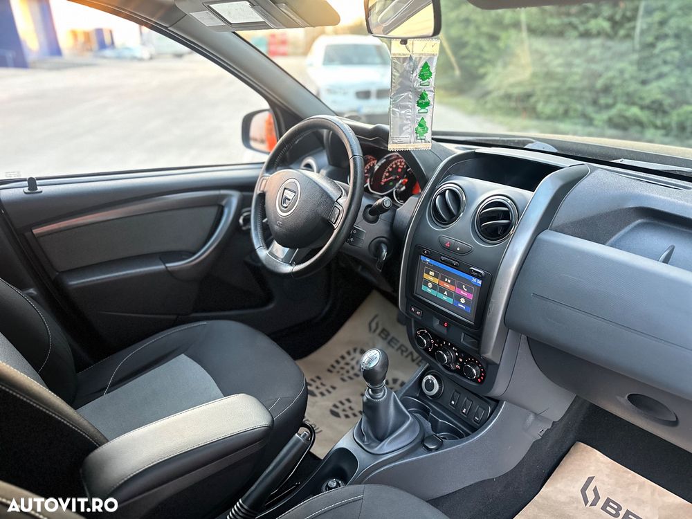Dacia Duster SCe 115 4WD Prestige - 10