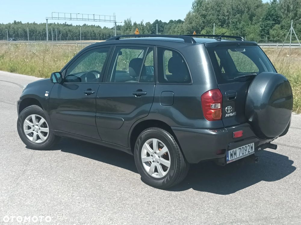 Toyota RAV4 1.8 VVT-i Terra 2WD - 12