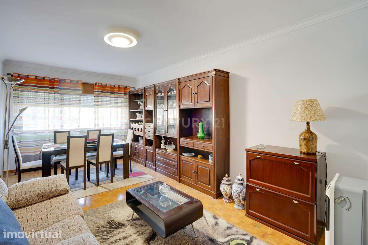 Apartamento T2 em Amora, Seixal - Oportunidade Única! - Grande imagem: 5/27