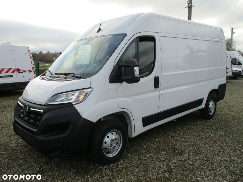Opel Movano
