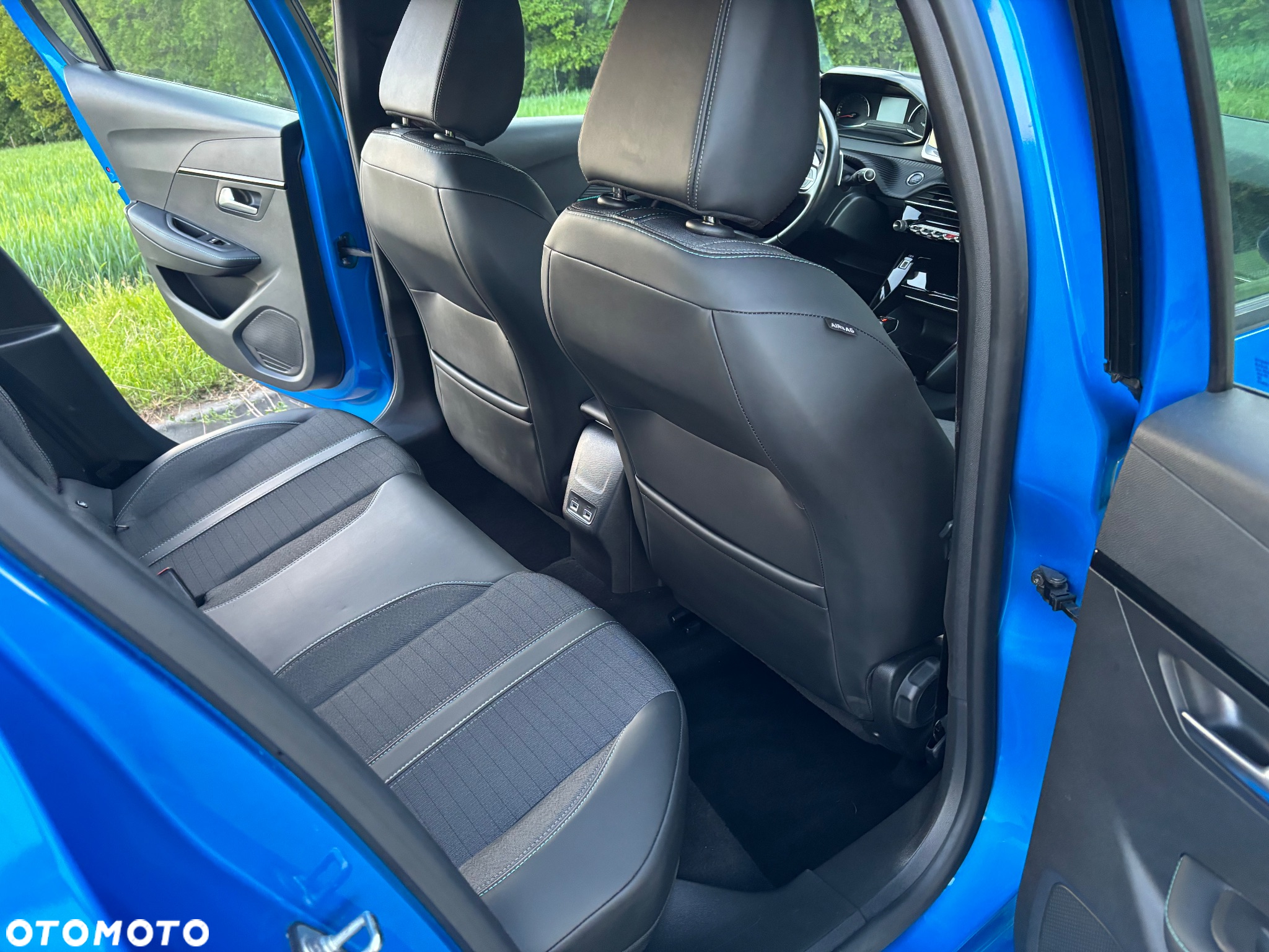 Peugeot 208 1.2 PureTech Allure S&S EAT8 - 26