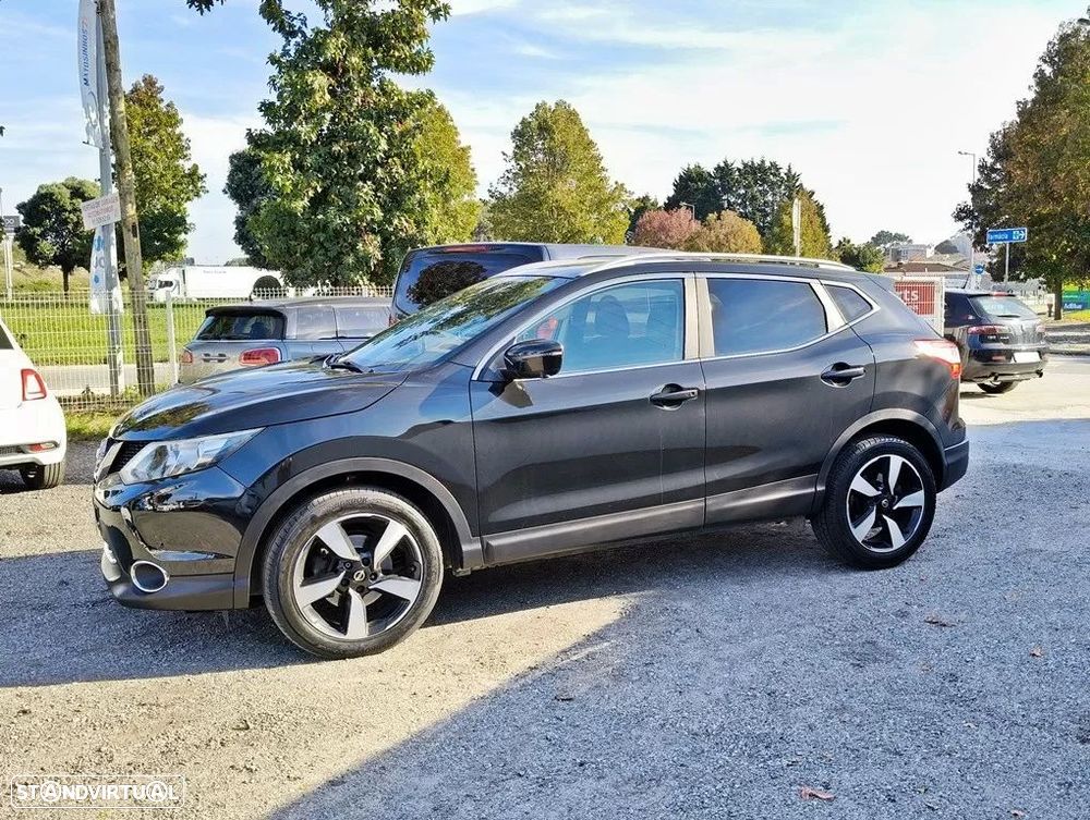 Nissan Qashqai 1.5 dCi N-Connecta RS+PS — fotografia 6