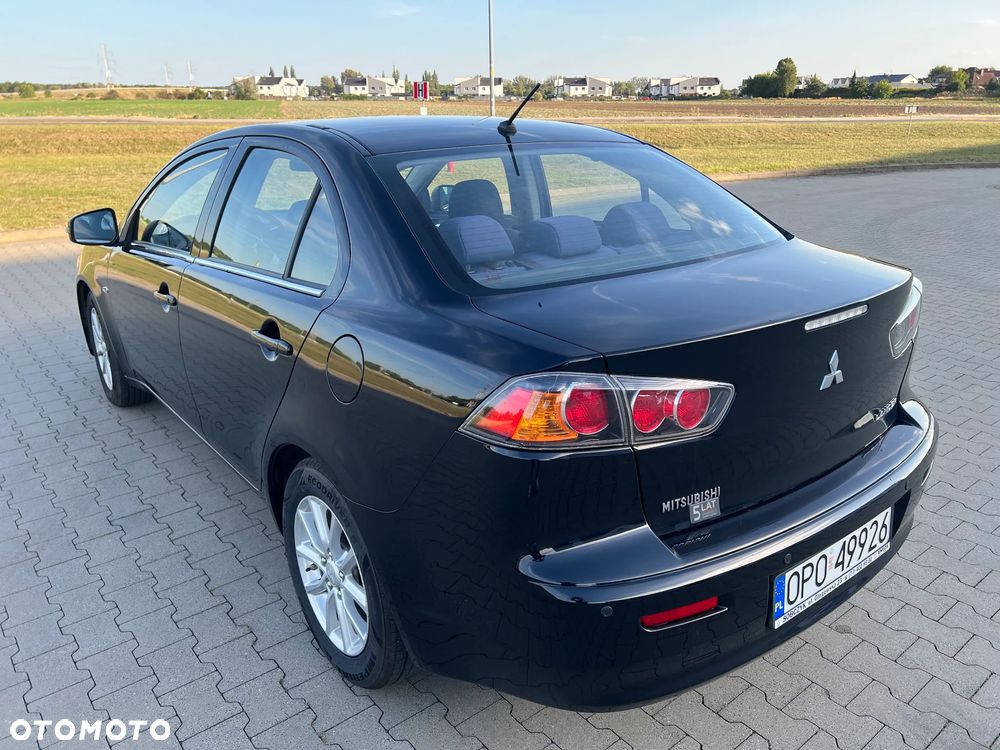 Mitsubishi Lancer 1.6 Invite - 8