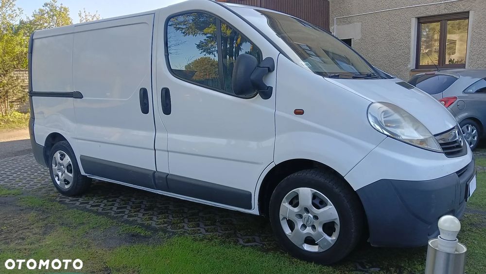 Opel Vivaro - 2
