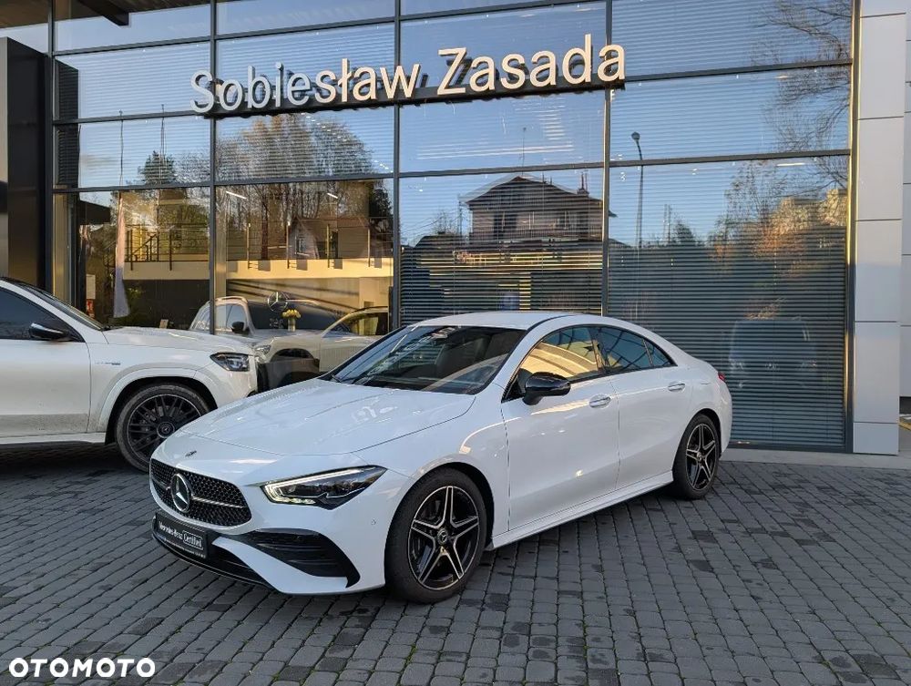 Mercedes-Benz CLA 200 AMG Line 7G-DCT